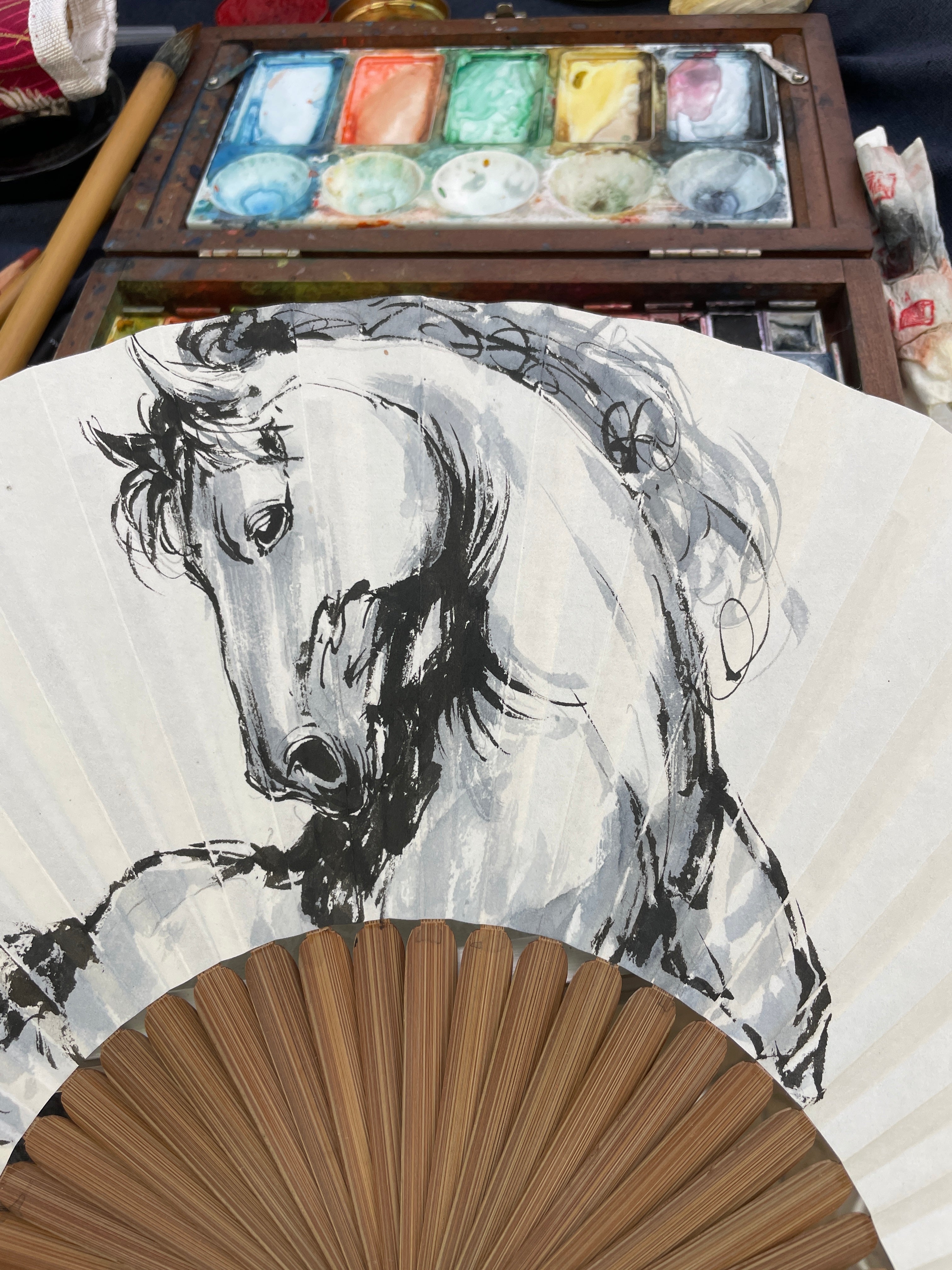 Éventail – Cheval à l’encre